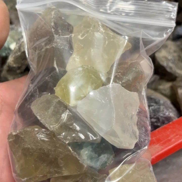 水晶B42未镶嵌原石多