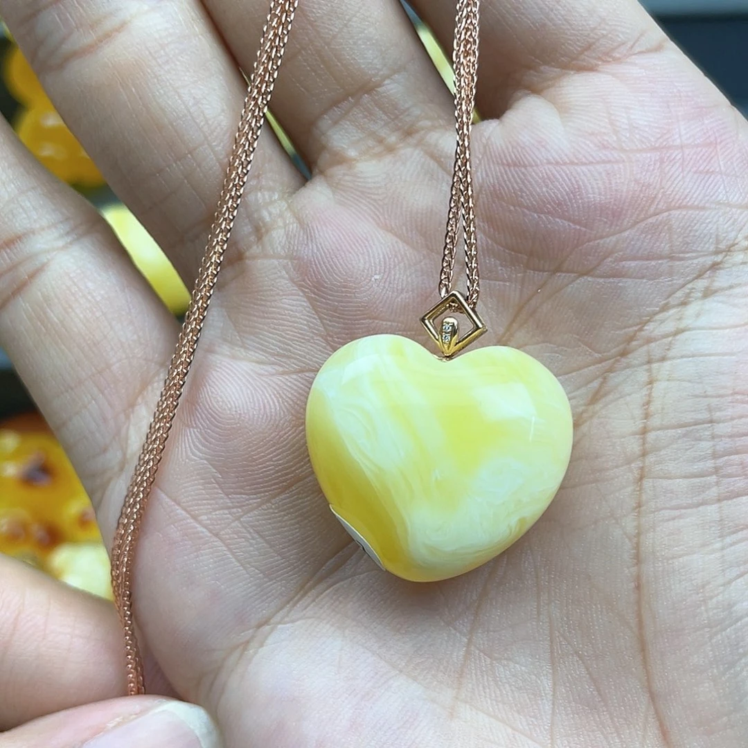 琥珀裸石未镶嵌蜜蜡