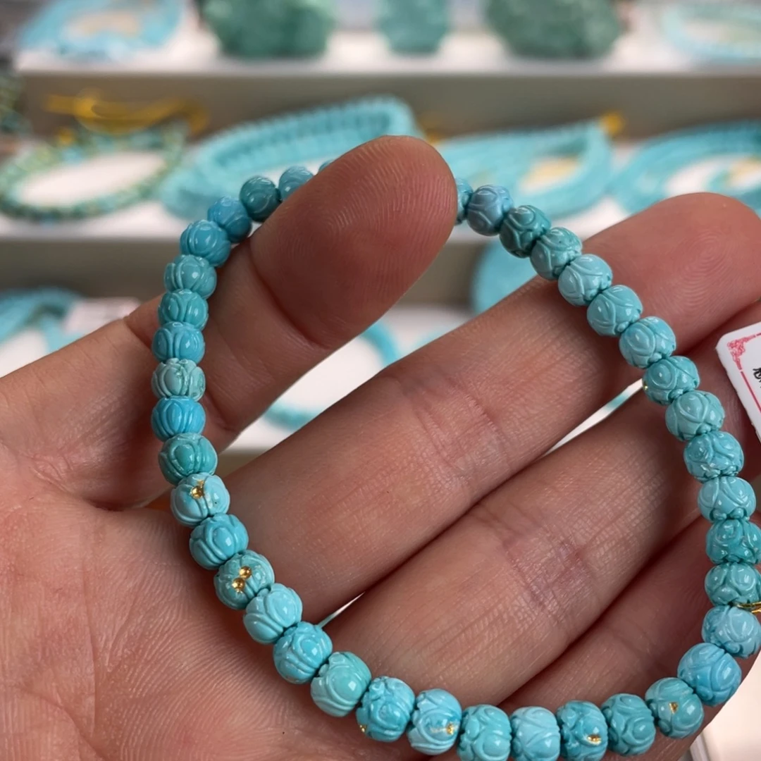 绿松石未镶嵌颈饰