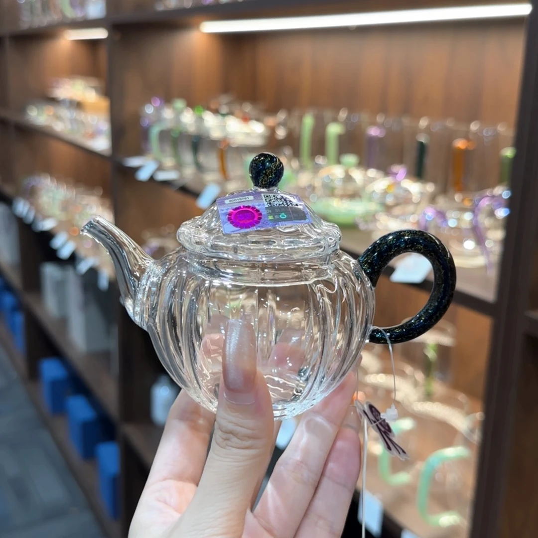 禾器缤悦壶暗夜金。。。