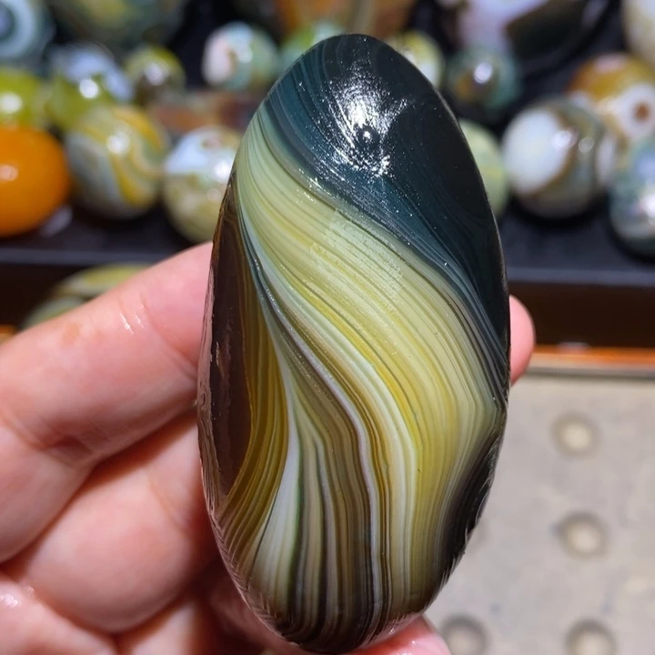 玛瑙/玉髓未镶嵌珠宝半成品