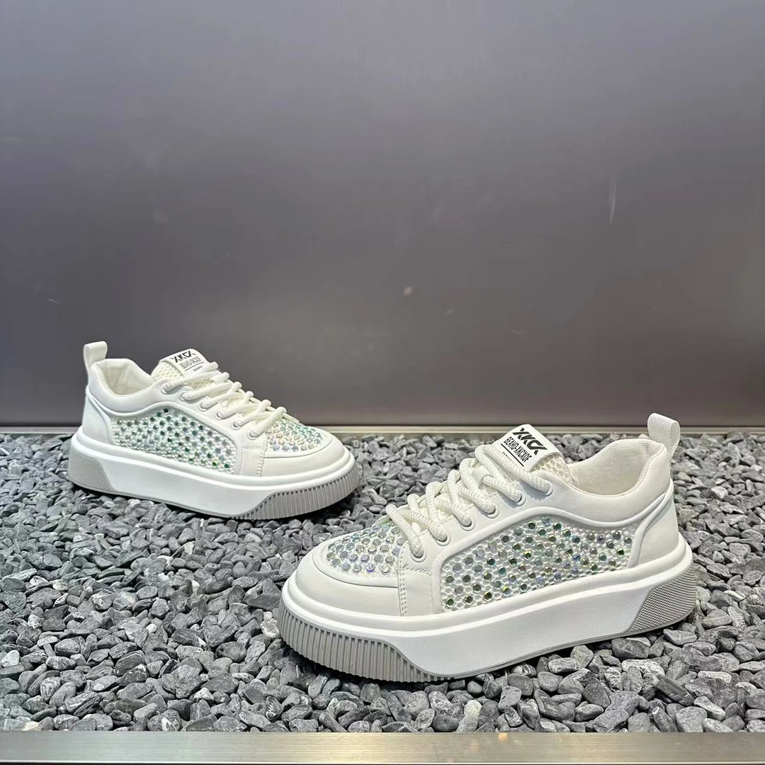 男士夏季新款透气网面烫钻小白鞋低帮时尚百搭休闲鞋男款潮鞋
