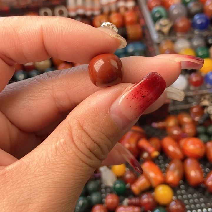玛瑙/玉髓珠宝半成品未镶嵌阿拉善老型12mm
