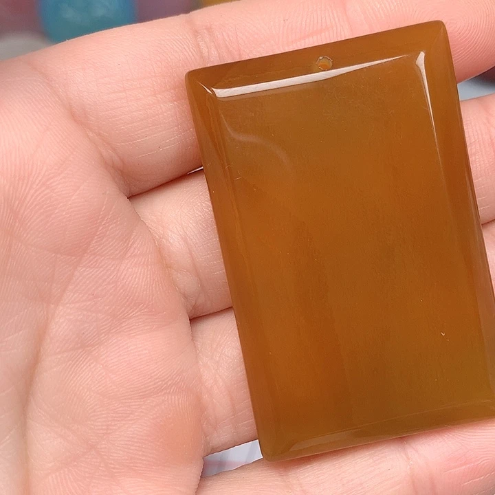 雄***龙玛瑙/玉髓未镶嵌颈饰