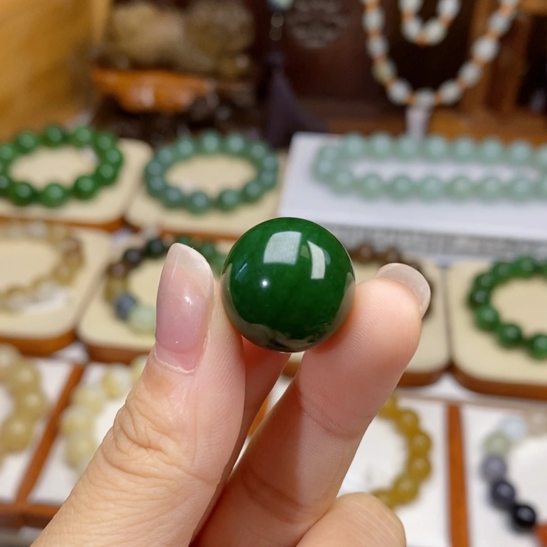 和田玉未镶嵌吊坠(不含链)肾*王18