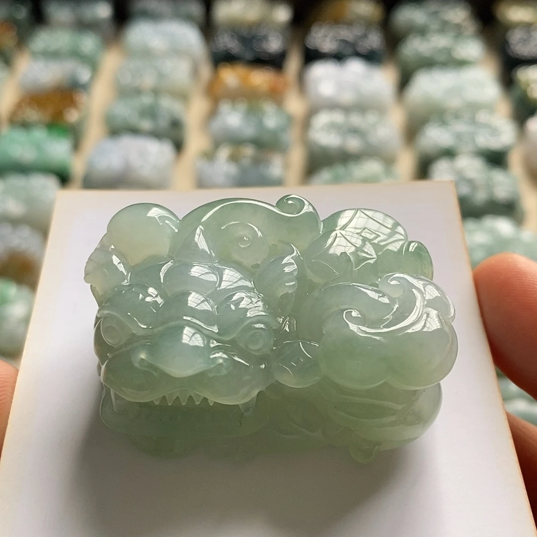 翡翠未镶嵌颈饰天然翡翠貔貅吊坠