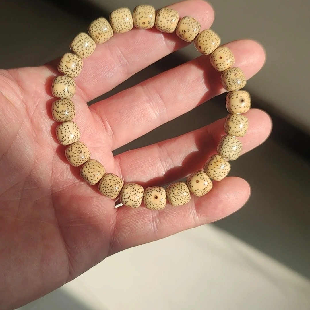 海南老料星月菩提鸡油黄适合男女盘玩