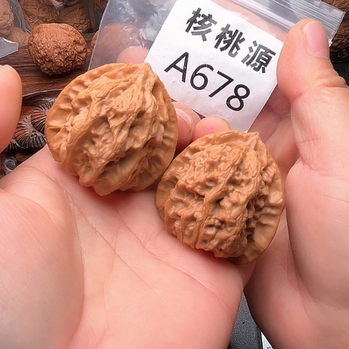 把件文玩核桃梨木台42