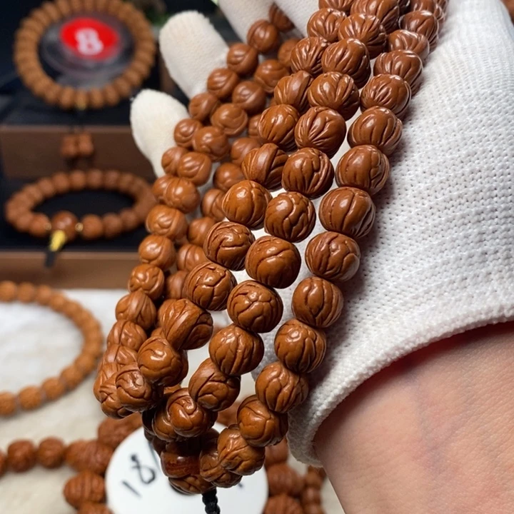 桃核吊坠翦**风秦岭龙纹桃核