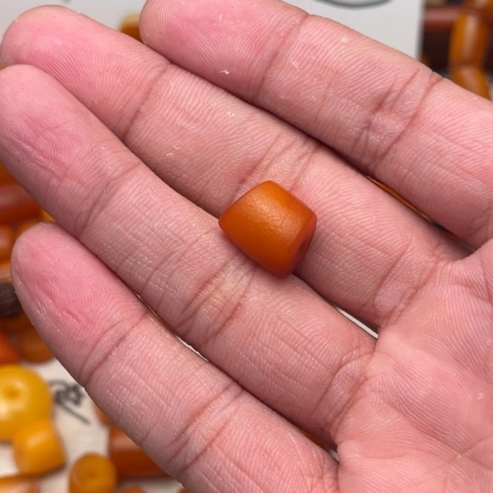 名***ㅤ琥珀未镶嵌裸石蜜蜡马蹄