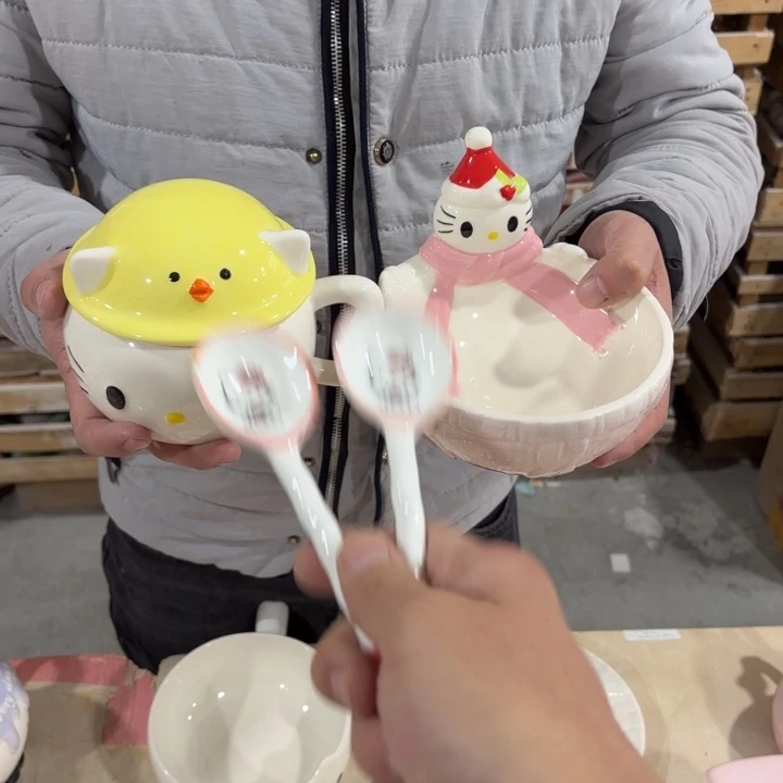 我们都是在这里等着看看