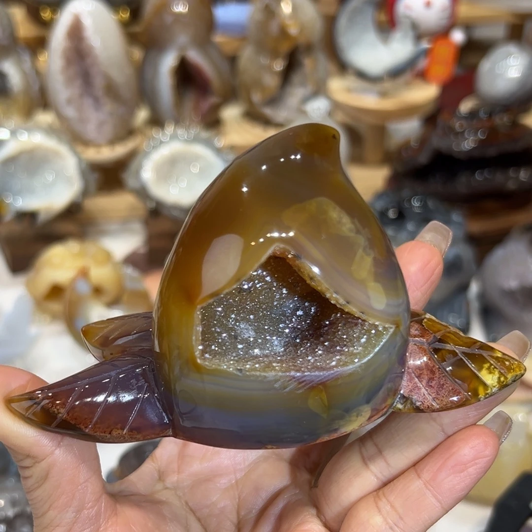 玛瑙/玉髓足铂镶嵌摆件