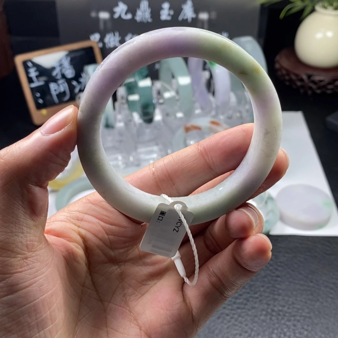 未镶嵌手镯定制翡翠