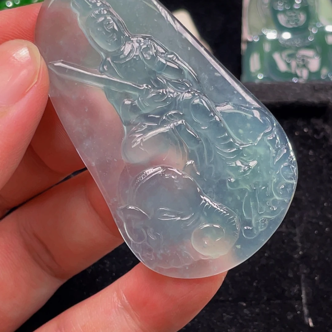 翡翠未镶嵌颈饰6，