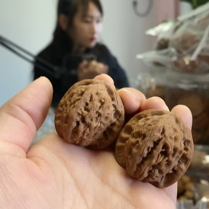 文玩核桃把件35蜡皮赤灵子小众