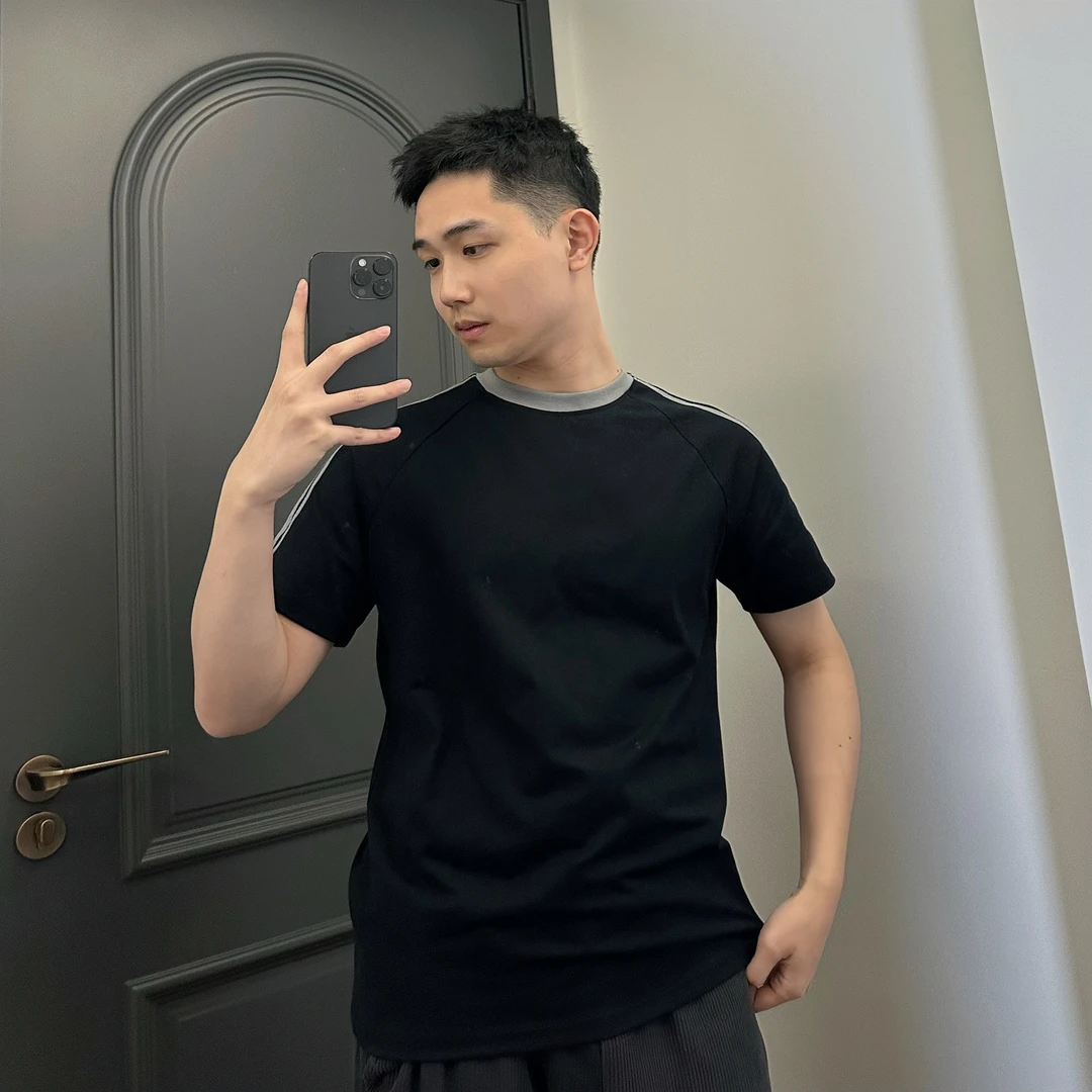 高级感男装短袖t恤气场强大爆款设计感夏季潮牌休闲百搭圆领上衣