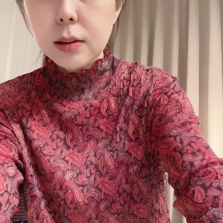 暧***风韩国红色小凤尾舒适打底