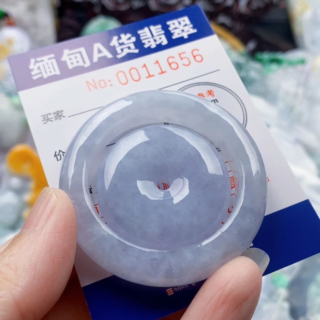白***狐翡翠未镶嵌吊坠(不含链)
