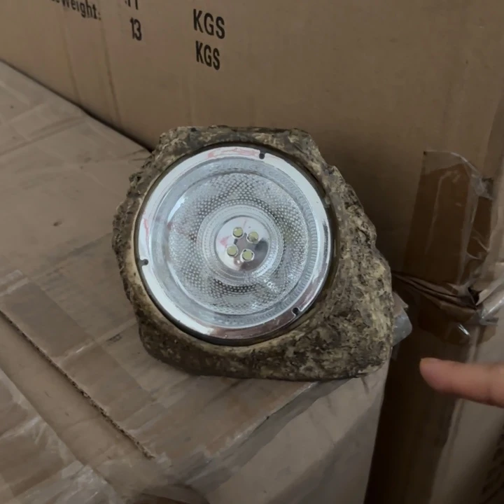 摆件样品哟样品样品样品石头灯