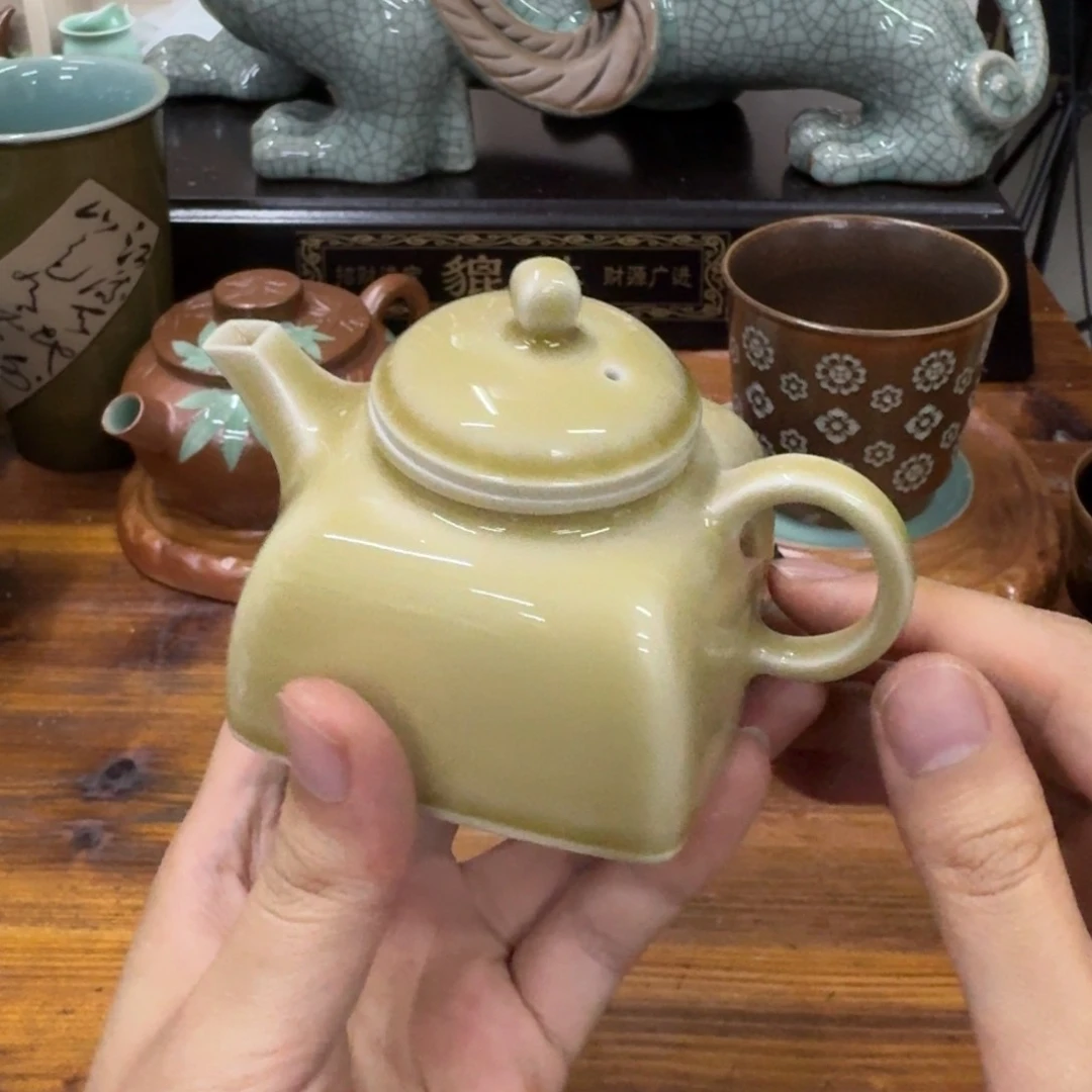 龙泉青瓷茶具微瑕1230