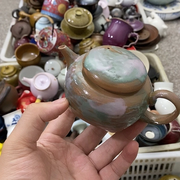 陶瓷艺术品及陶瓷壶