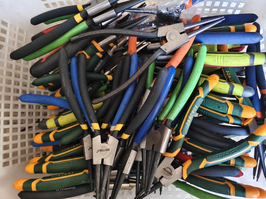 1250号居家日用五金工具手动工具其款式五金工具杂款以直播间为准