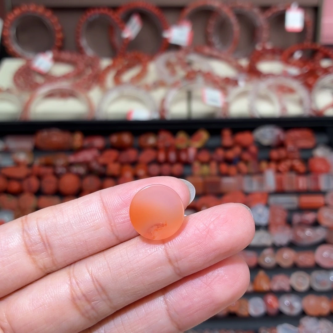 南红玛瑙未镶嵌颈饰圆牌14+
