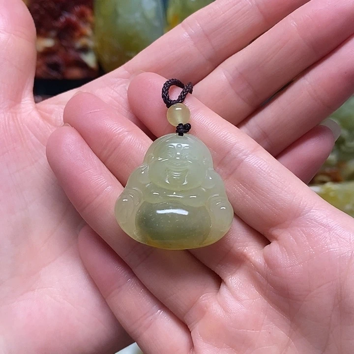 未镶嵌岫玉吊坠(赠链)