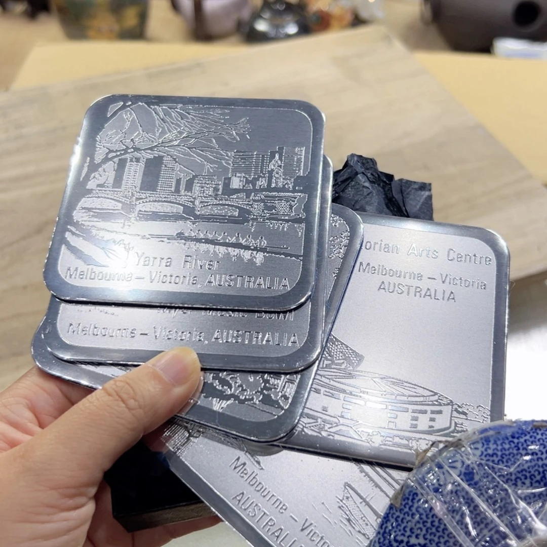 瓷片陶瓷和瓷器是在现代