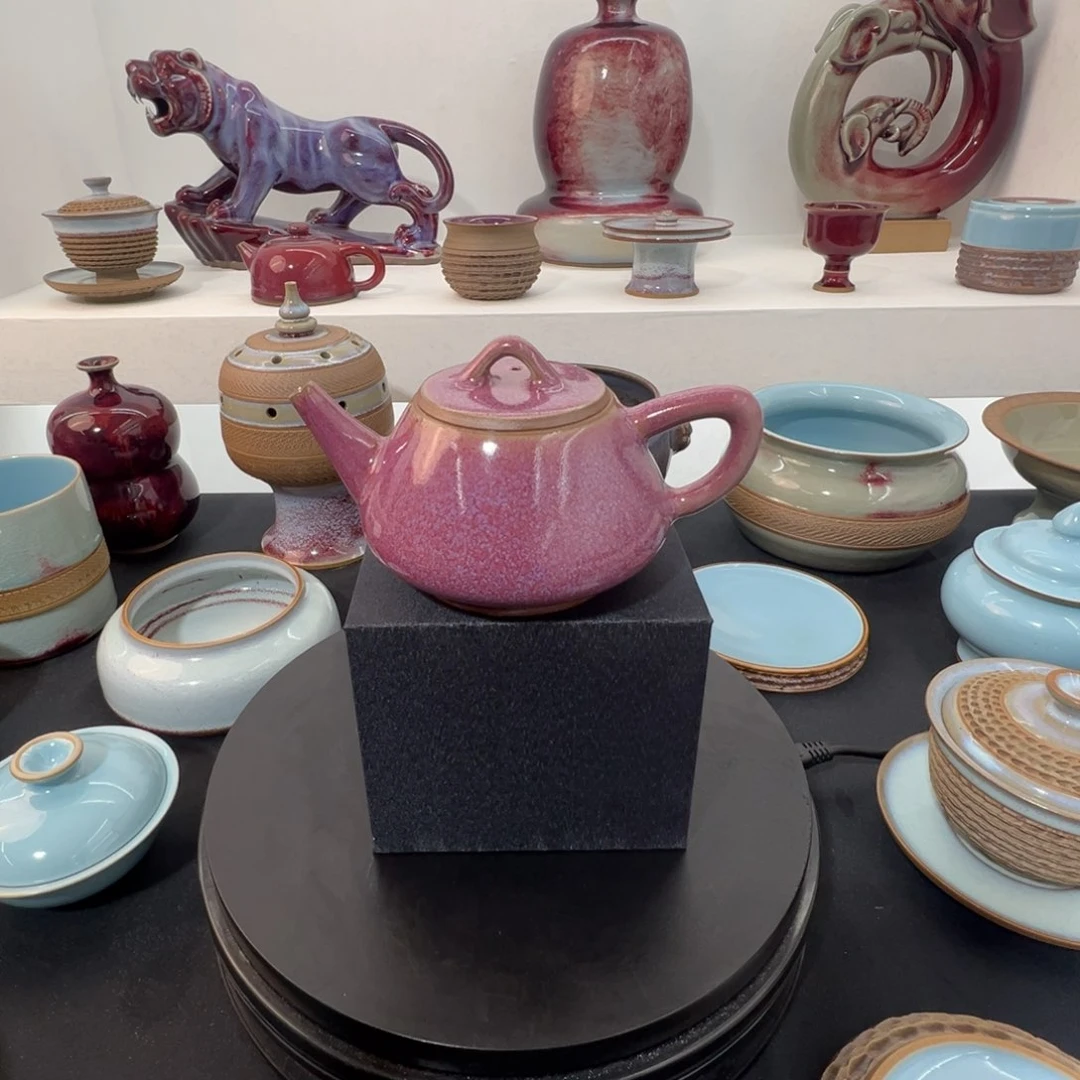 摆件陶瓷艺术和陶瓷工艺