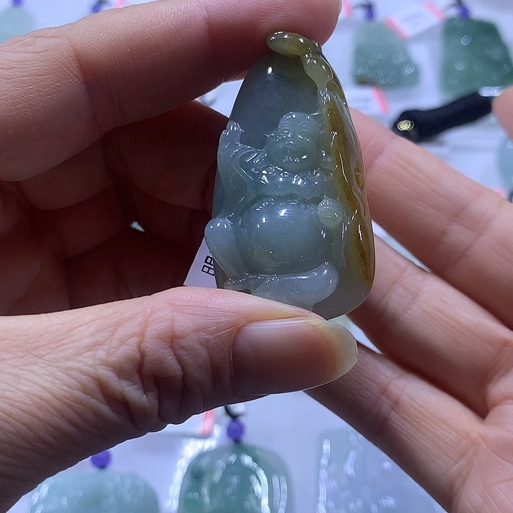 翡翠未镶嵌颈饰天然翡翠吊坠A货