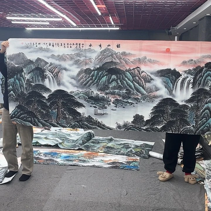 国画无毛或被短柔毛