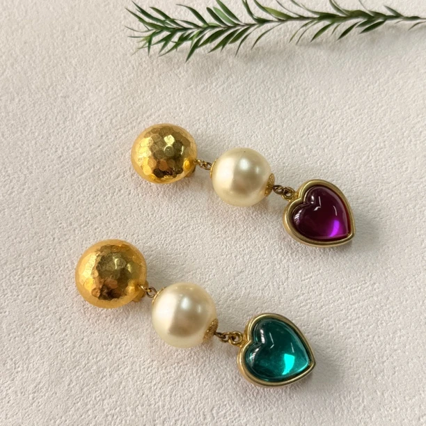 铜合金树脂耳饰 【六六中古】孤品复古扫肩耳夹ap8303