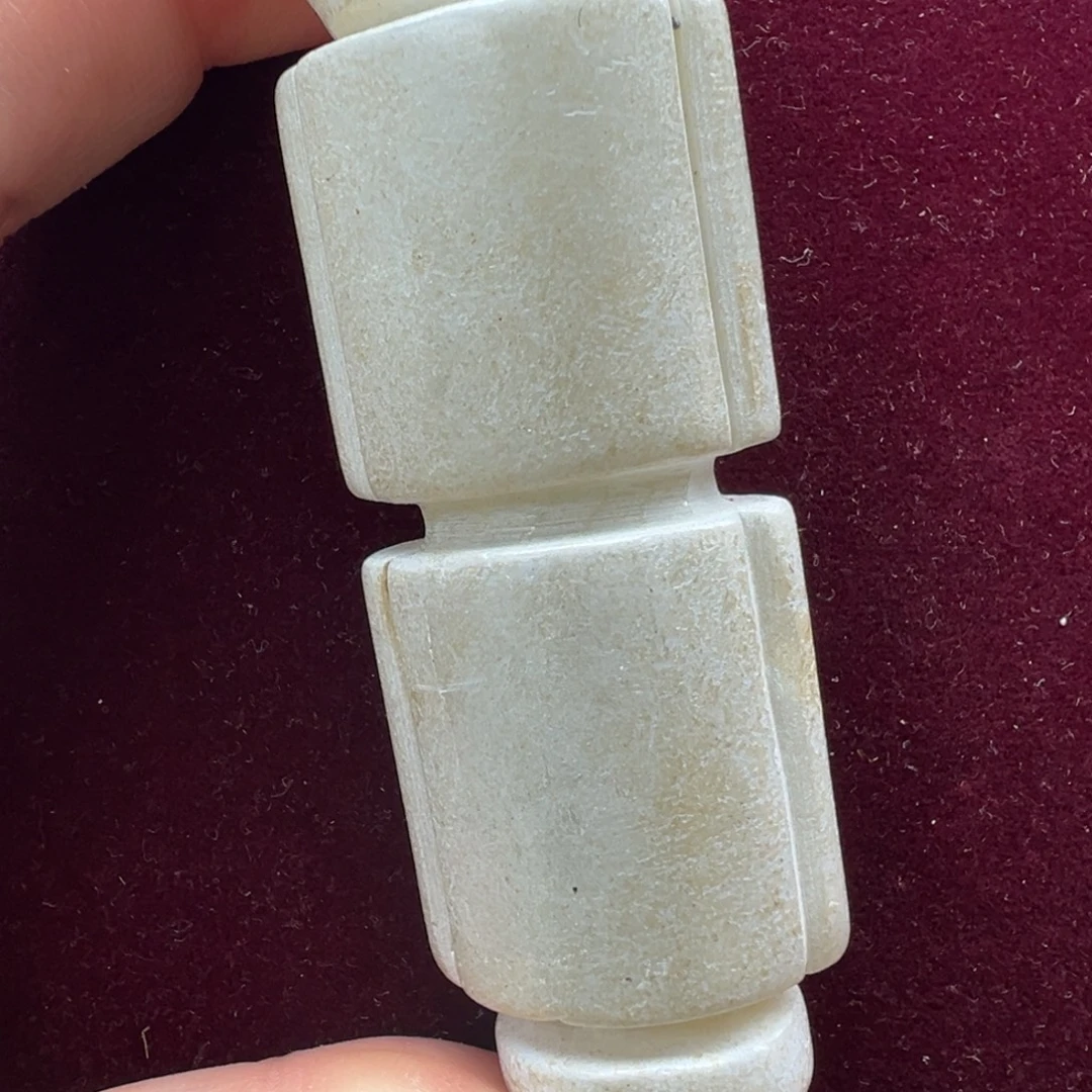 岫岩老玉（透闪石质玉）未镶嵌颈饰