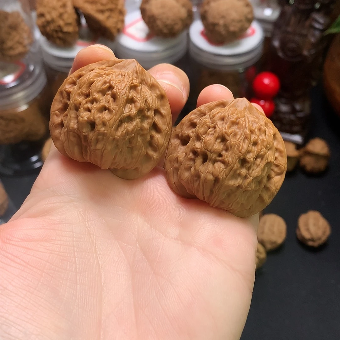 把件文玩核桃桃心公子帽