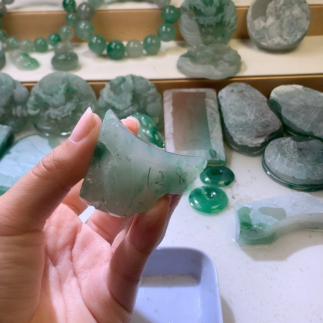 石英质玉未镶嵌珠宝半成品