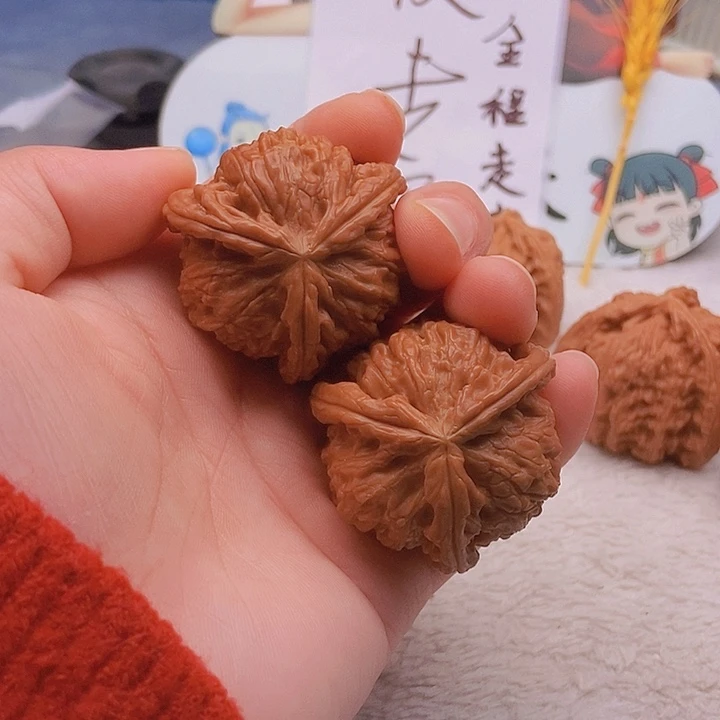 吊坠文玩核桃三棱