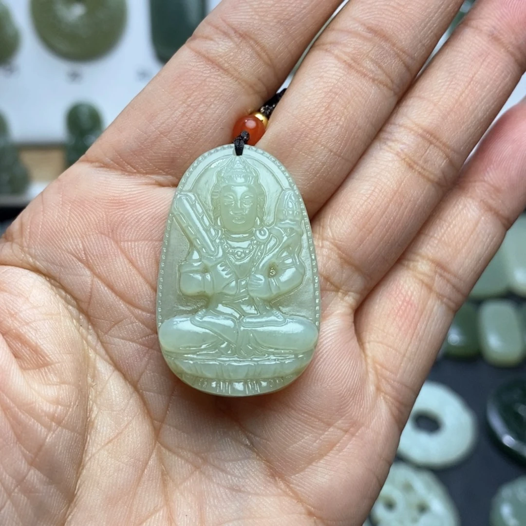 和田玉颈饰未镶嵌金**月