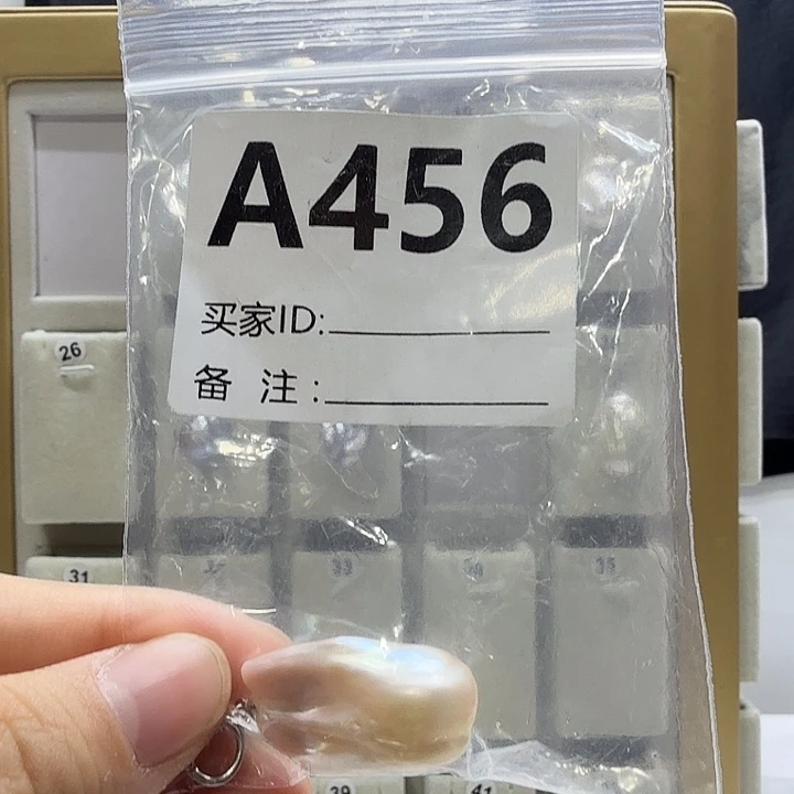 合成立方氧化锆合金