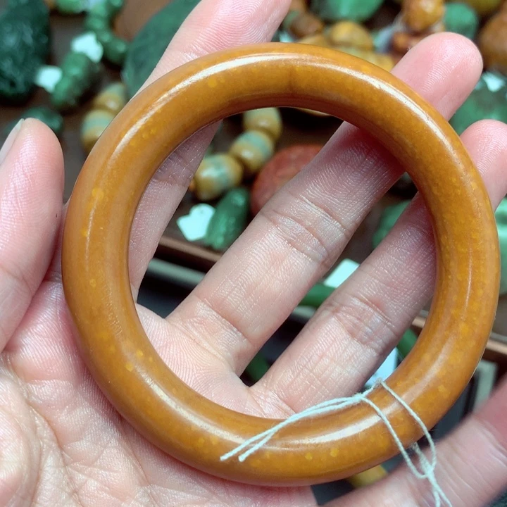 和田玉未镶嵌珠宝奇石