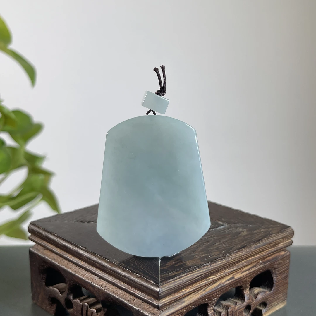 JCB10-42  天然缅甸A货翡翠  无事牌