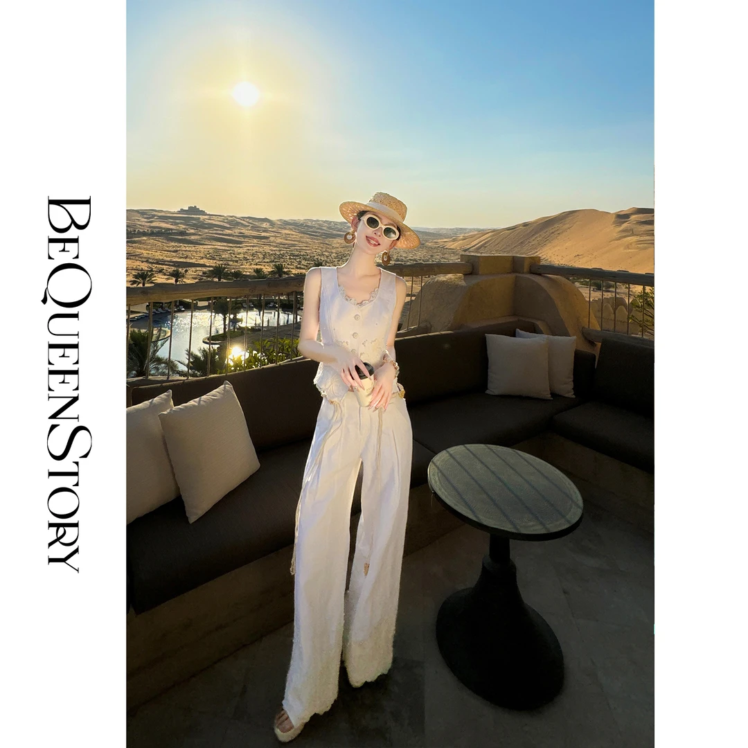 余潇潇【静奢留白】2025百搭蕾丝花边收腰马夹&阔腿裤