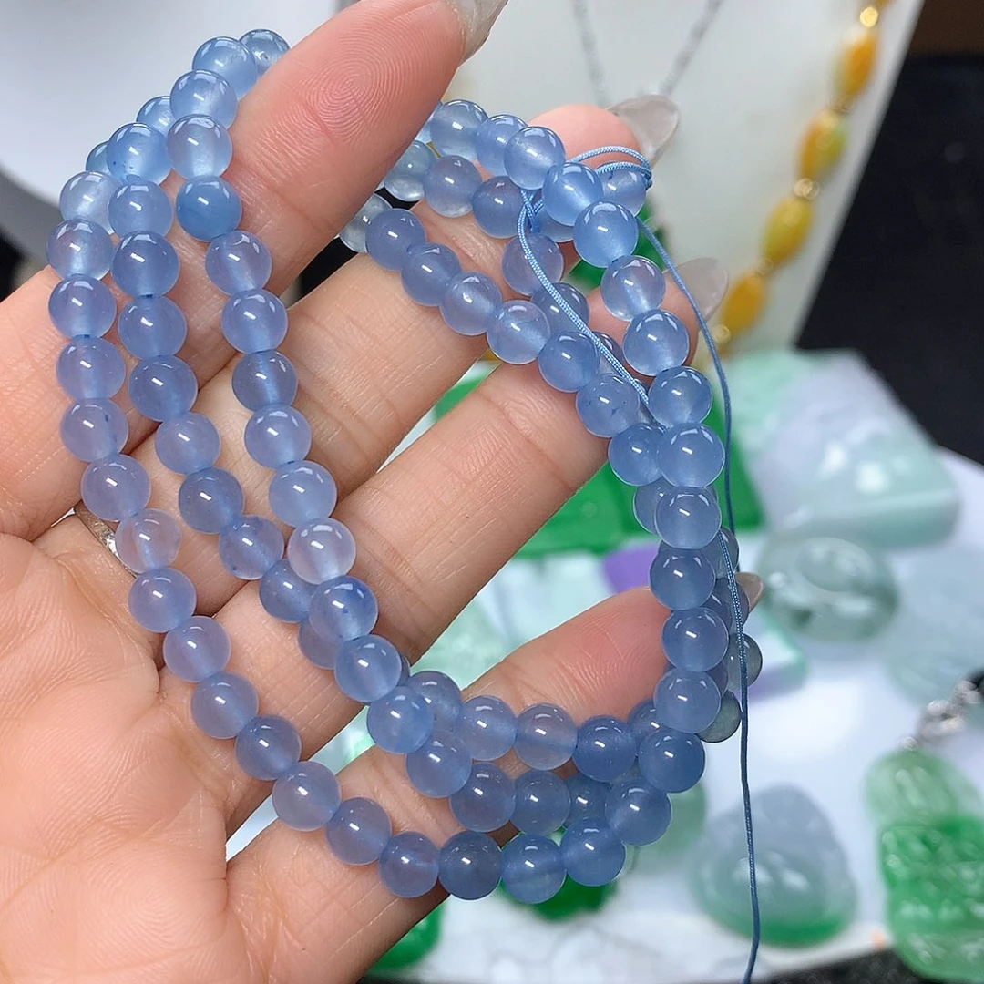 翡翠吊坠(赠链)未镶嵌