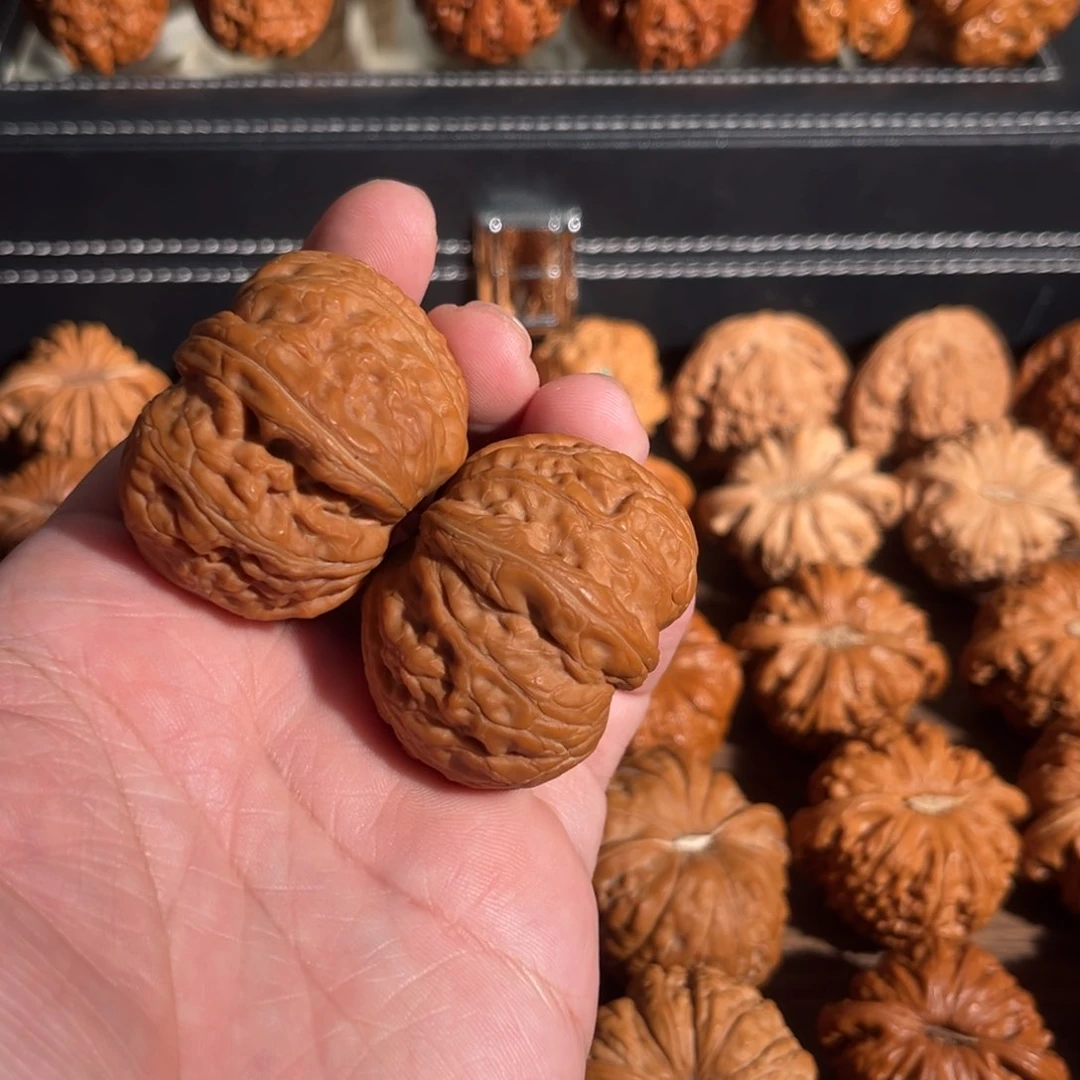 手串/手链核桃44全品元宝 49克毕业