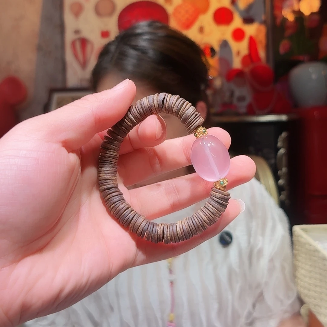 手串沉香木?**?精致手串