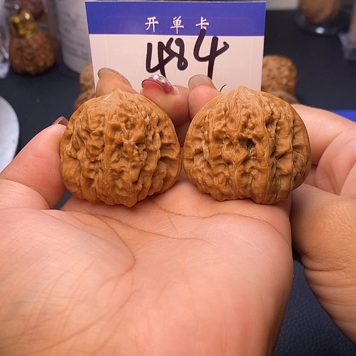吊坠桃核凹底43无刀痕s