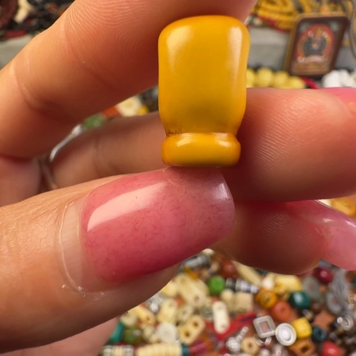 琉璃/树脂/塑料类