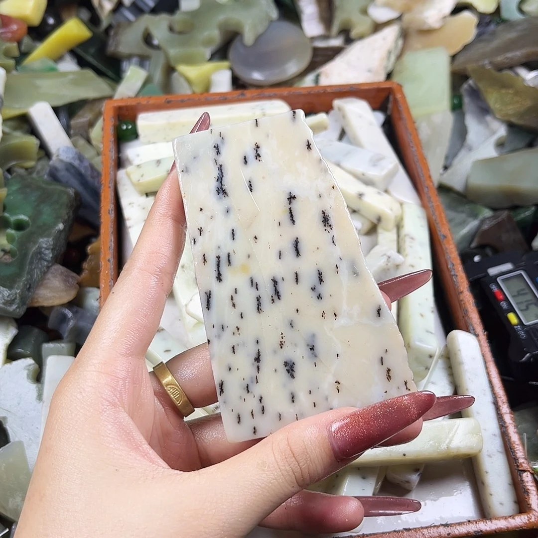 未镶嵌手链和田玉（糖玉）玲