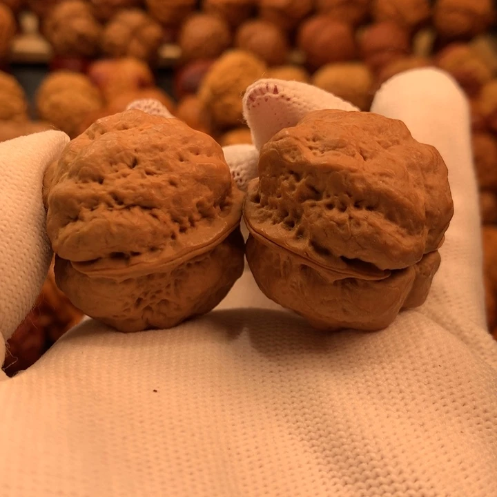 文玩核桃吊坠44…………