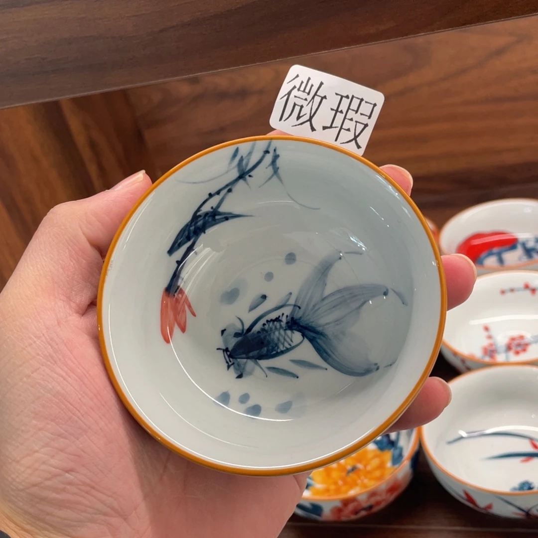 釉下手绘茶具微瑕